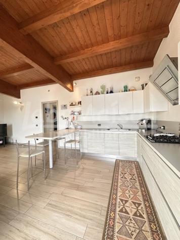 GAVIRATE recente mansarda con terrazzo - Foto 15