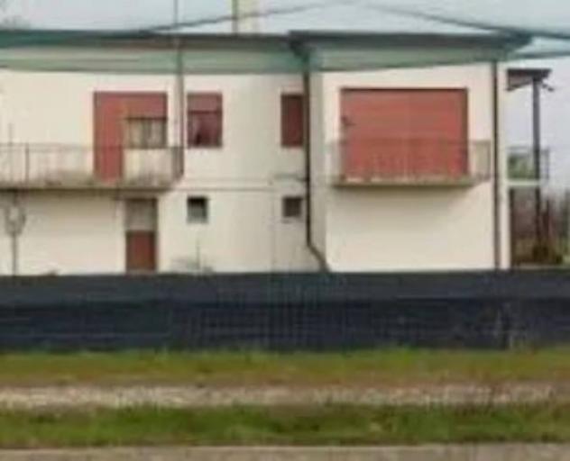 Immobile in asta di 190 m² con più di 5 locali e box auto in vendita a Treviso - Foto 17