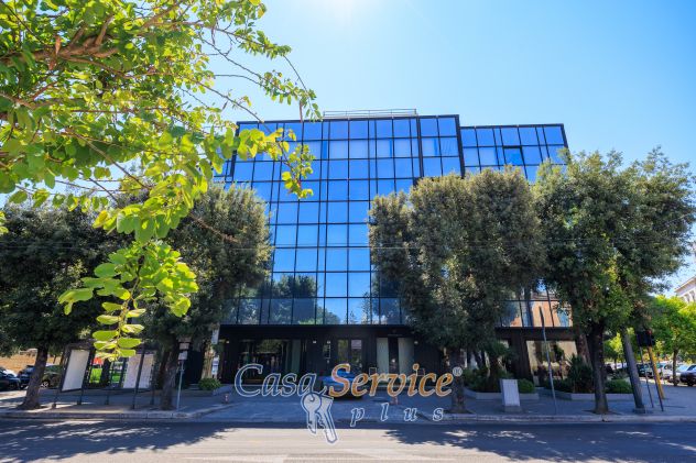 Lecce centro – Uffici in Viale Otranto, a pochi passi da Piazza Mazzini