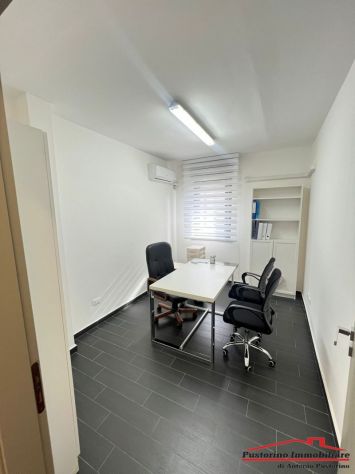 Ad.ze Cedir - 5 piano quadrilocale ristrutturato uso ufficio - Foto 8