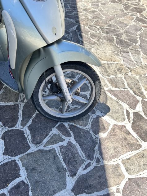 APRILIA SCARABEO 50 DITECH – SOLO 4.000 KM ORIGINALI – SEMPRE IN GARAGE - Foto 4
