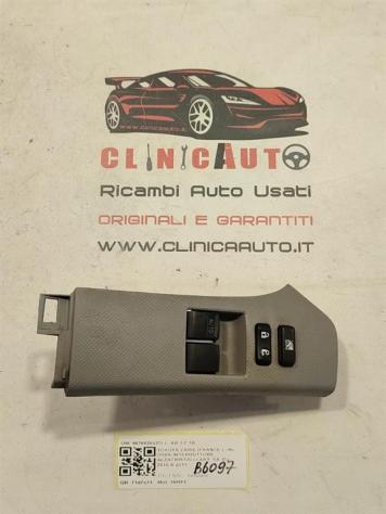 PULSANTIERA ANTERIORE SINISTRA TOYOTA Yaris Serie 74232-0d110 1NRFE (0811)
