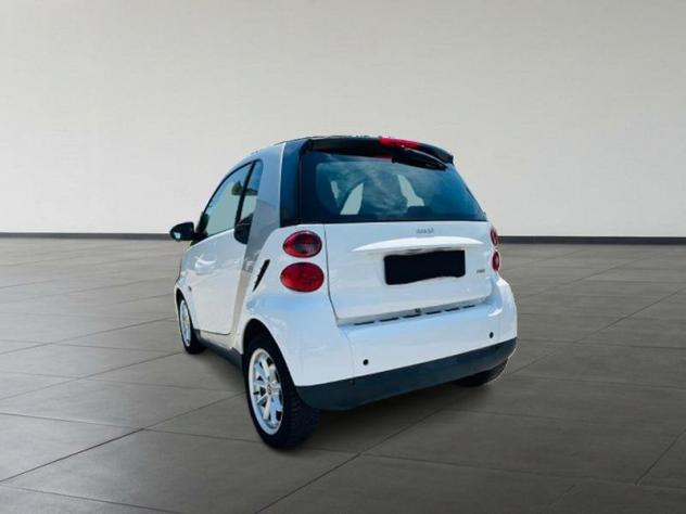 smart fortwo Fortwo 1.0 mhd Pure 61cv - Foto 3
