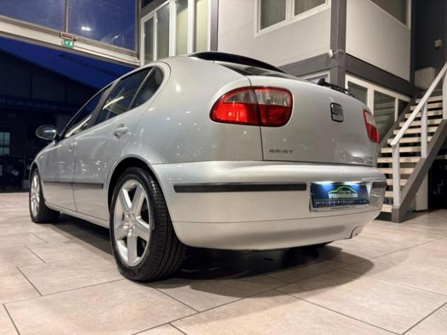 SEAT Leon Signo / Signa 1.9 TDI 110cv A/C CRUISE rif. 22956836 - Foto 8
