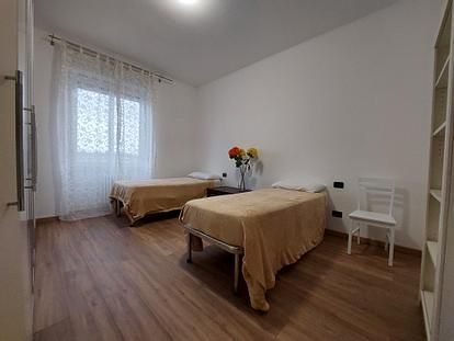 NOVOLI AFFITTASI APPARTAMENTO PER IMPRESE EDILI  3 CAMERE (7/8 POSTI LETTO)