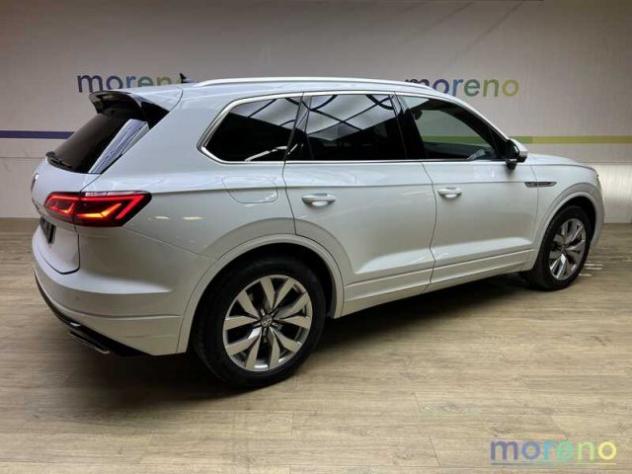 VOLKSWAGEN Touareg 3.0 V6 TDI 231 CV Advanced R-Line Exterior Pack ti rif. 18472453 - Foto 2