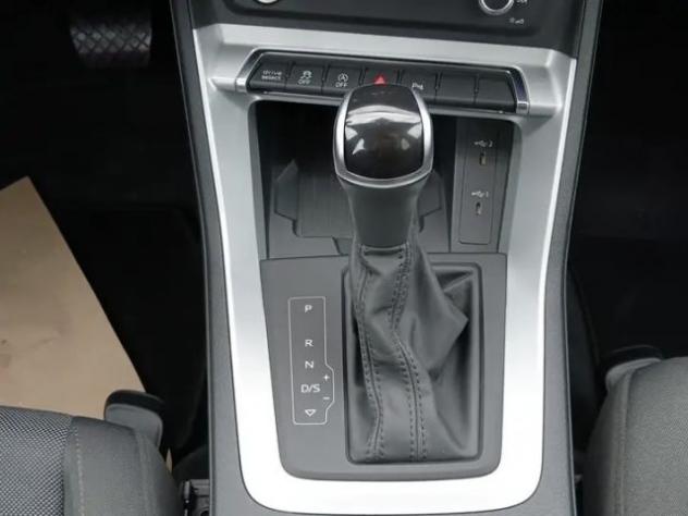 AUDI Q3 SPB 35 TDI S tronic rif. 23957357 - Foto 6