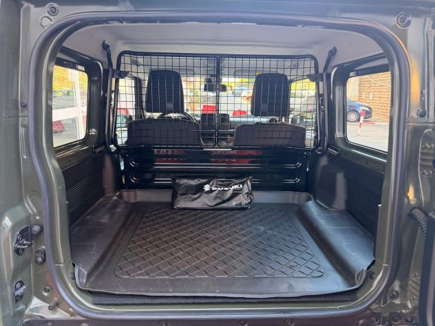 Suzuki Jimny 1.5 ALLGRIP PRO 4x4 N1 Da € 485,00 - Foto 9