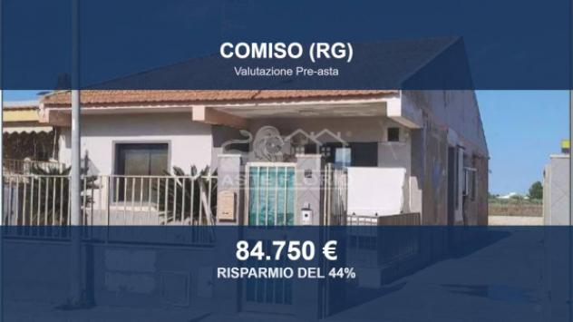 Immobile in asta di 152 m² con più di 5 locali e box auto in vendita a Comiso