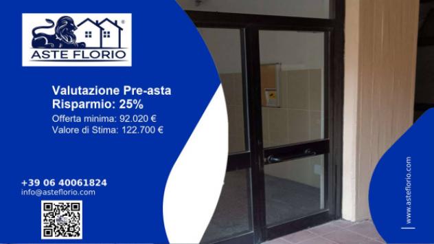 Immobile in asta di 121 m², box auto in vendita a Perugia