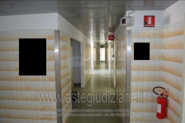 IMMOBILI-IMMOBILE COMMERCIALE-Prossimità del viale Roma e via della Libertà - Foto 6