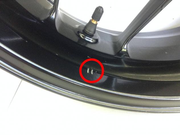 HONDA CBR RR ABS KM0 600 CERCHIO RUOTA POSTERIORE 17 X 5.50 - STORTO 2024 2026 - Foto 4