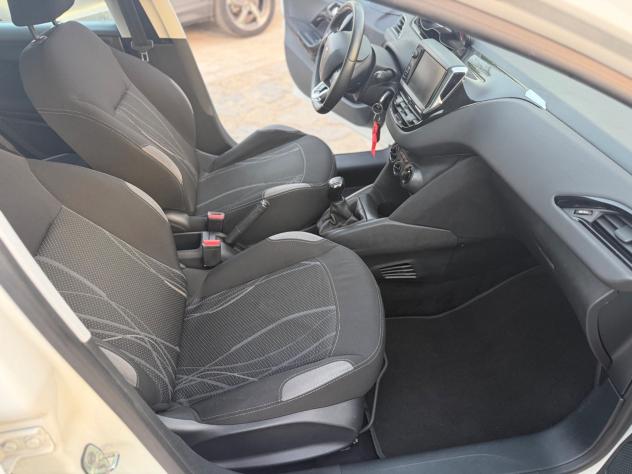 Peugeot 208 1.4 HDi 68 CV 5 porte Allure - Foto 10
