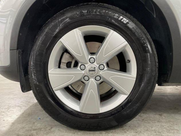 Volvo XC40 2023 2.0 b3 Essential auto - Foto 8