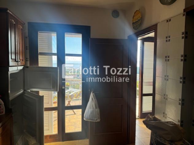APPARTAMENTO INDIPENDENTE di 6 vani e di 160 mq (CASTIGLIONE DELLA PESCAIA) rif. 03692 - Foto 7