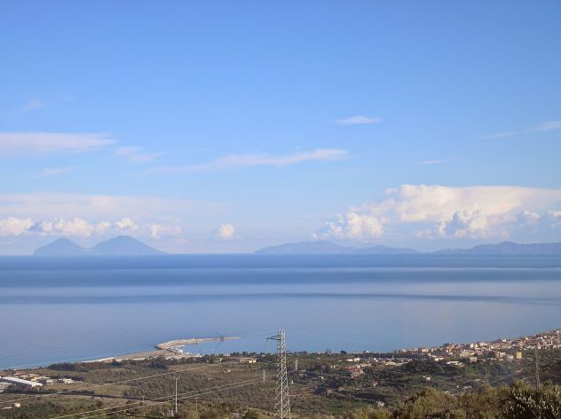 Villetta con giardino e vista mozzafiato sul mare e sulle Eolie - Foto 3