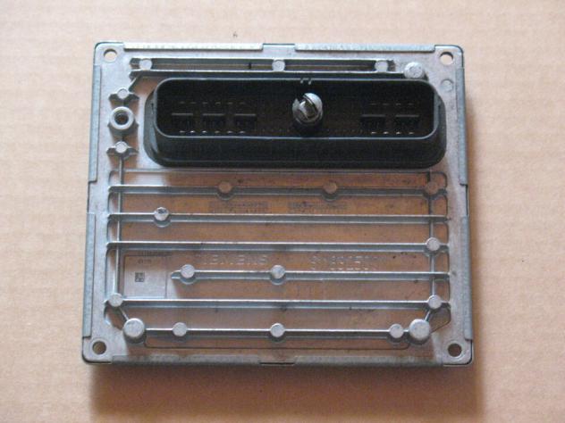 S118685003E ECU FORD KA S118685003E 3S51-12A650-BE J38AC SIM24 SIM 24
