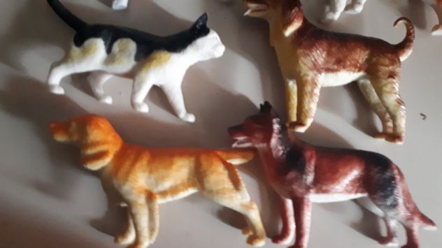 Collezione Cani e Gatti GIocattolo Plastica Dura - Foto 2