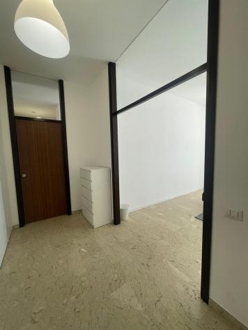 STANZA ARREDATA IN AFFITTO - DOPPI SERVIZI - 460 € mensile tutto incluso - Foto 3