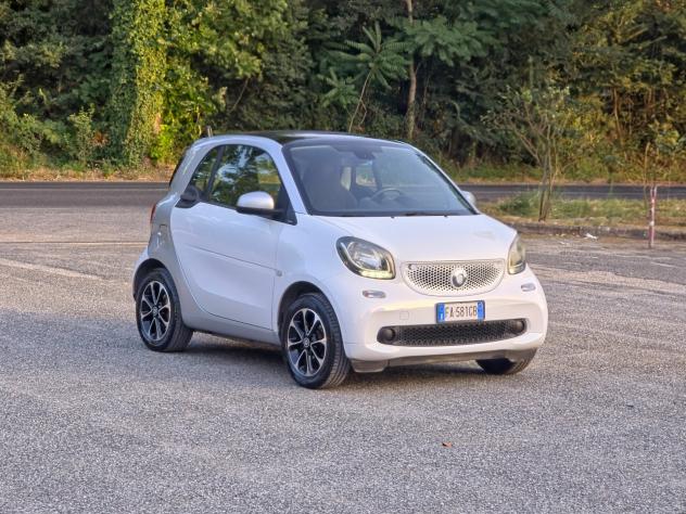 Smart ForTwo 70 1.0 twinamic Prime E6 Automatico NEO 2015