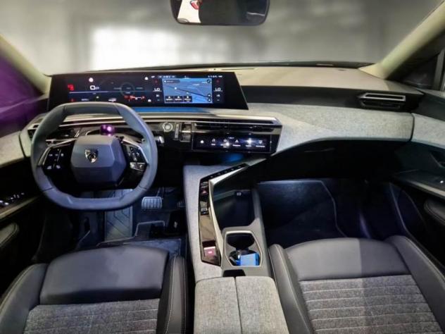 Peugeot 3008 Hybrid 145 Allure e-DCS 6 - Foto 6