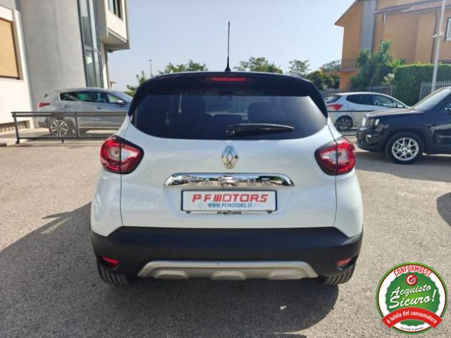 RENAULT Captur dCi 8V 90 CV Start&Stop Energy Sport Edition2 rif. 23940450 - Foto 4