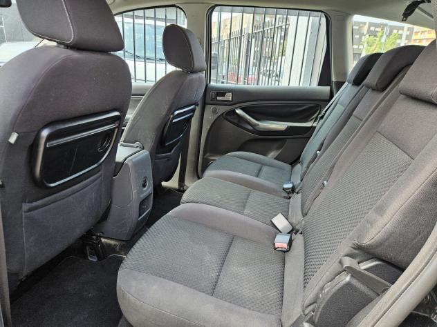 Ford C-Max C-Max 1.8 Titanium 125cv - Foto 8