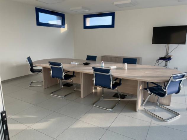 Immobile di 1400 m² con più di 5 locali in vendita a Brescia - Foto 3