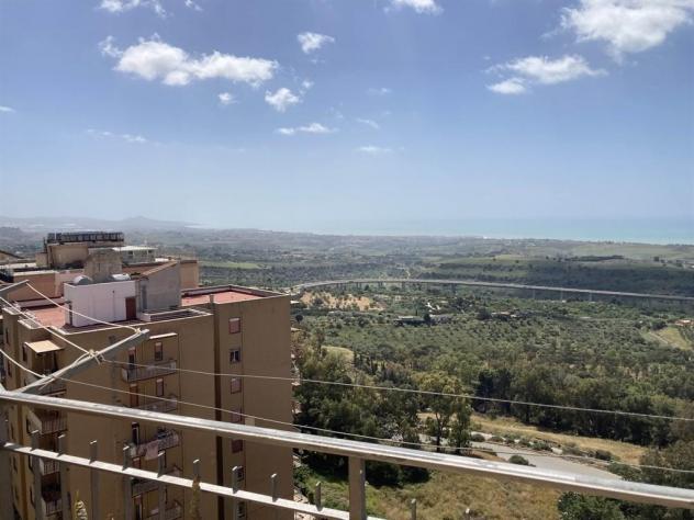 Panorama sud-ovest-nord.Da Punta bianca a Porto Empedocle al centro storico. - Foto 7