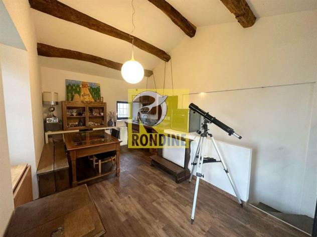 2 fabbricati indipendenti circondati da giardino di 3.960 mq. con piscina - Foto 12