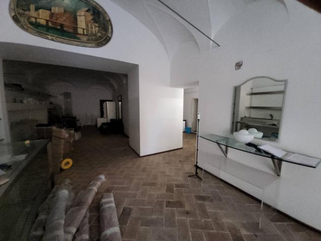 Immobile in asta di 320 m² con più di 5 locali in vendita a Foligno - Foto 6