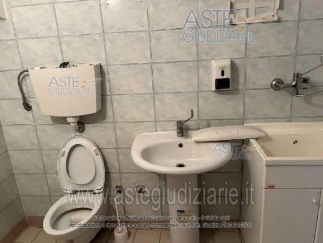 IMMOBILI-IMMOBILE COMMERCIALE-Via Cupoletti, 31 - Foto 8