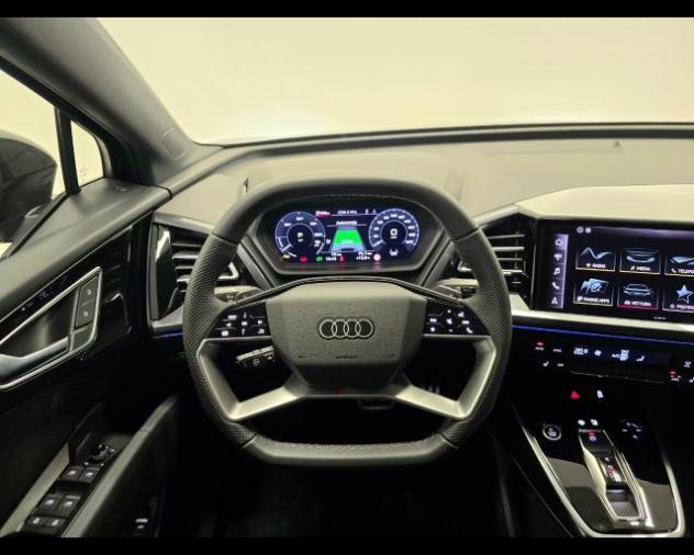 AUDI QUATTRO Q4 45 E-TRON S-LINE rif. 24057979 - Foto 5