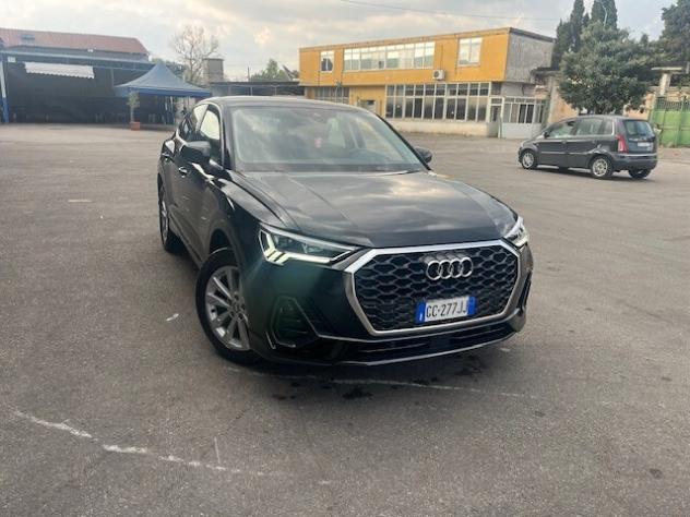 Audi Q3 SPB 35 TDI quattro S tronic Business Plus - Foto 5