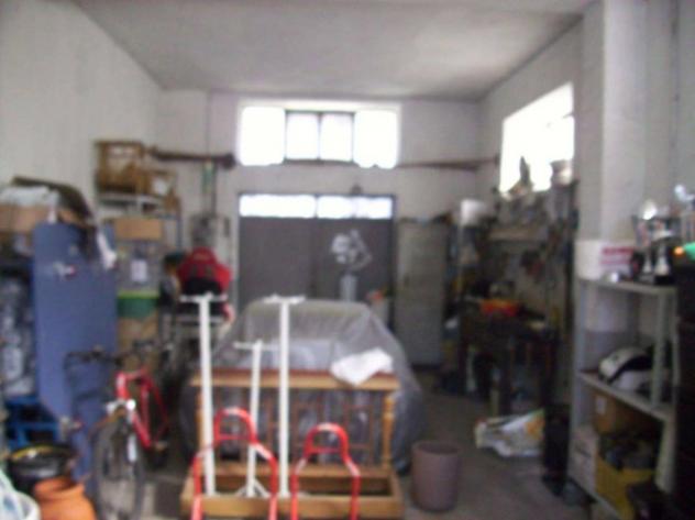 Immobile in asta di 128 m² con più di 5 locali e box auto doppio in vendita a Avellino - Foto 2