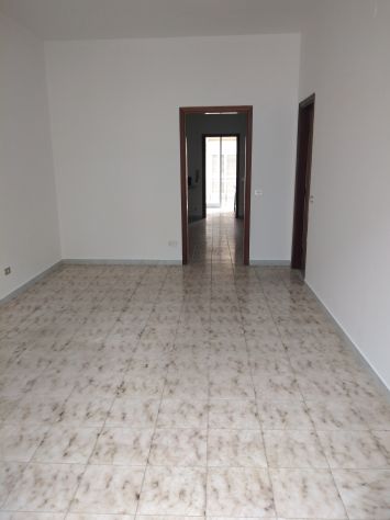 Villarosa (EN) abitazione indipendente sul centralissimo Corso Garibaldi