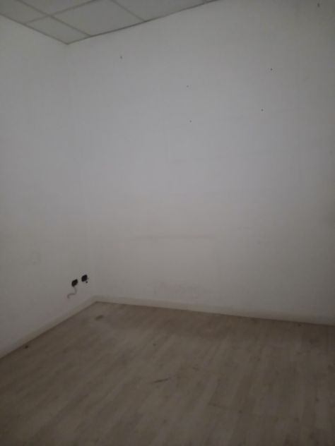 Immobile commerciale C/3 di circa 100 mq in parco privato – Via Giustiniano - Foto 8
