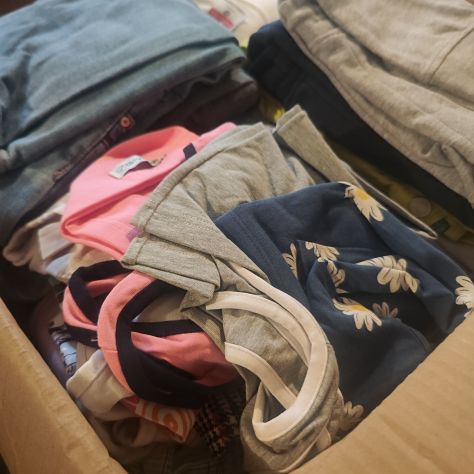 Abbigliamento - Foto 2