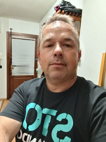 Cerco una relazione seria Tel:3281042034