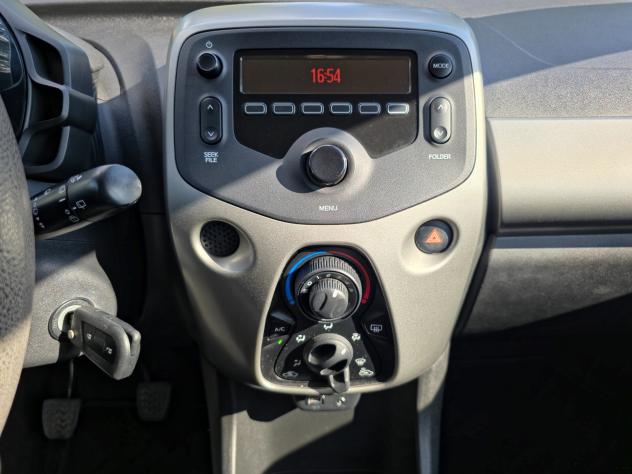 Citroen C1 Airscape VTi 68 5 porte Shine E6B Manuale NEO 2015 - Foto 10