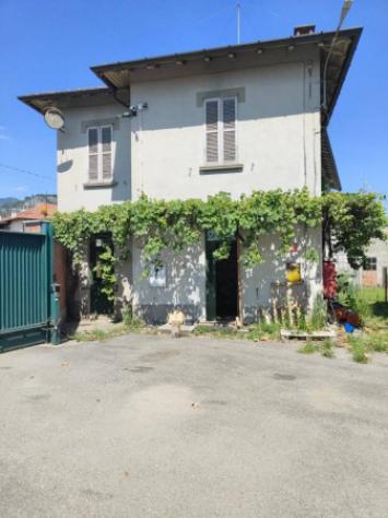 Immobile in asta di 70518 m² in vendita a Leggiuno - Foto 3
