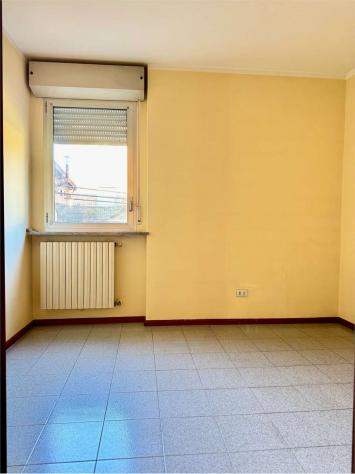V000549 - TRILOCALE CON BOX AUTO, CANTINA E GIARDINO PRIVATO - Foto 18