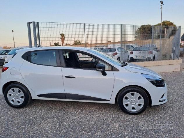 Renault clio van 1.5 dci 2019 2 posti inverter - Foto 4