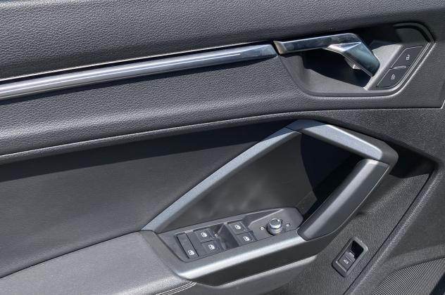 Audi Q3 SPB S line interno ed esterno 2.0 TDI 150CV s-tronic 35 - Foto 9