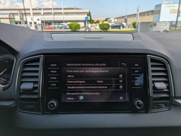 SKODA Karoq 1.6 TDI DSG rif. 23837096 - Foto 8