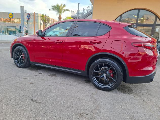 Alfa Romeo Stelvio 2.2 Turbodiesel 190 CV AT8 Q4 Sprint - Foto 4