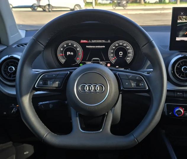 Audi Q2 35 1.5 tfsi Identity Black S line s-tronic - Foto 9