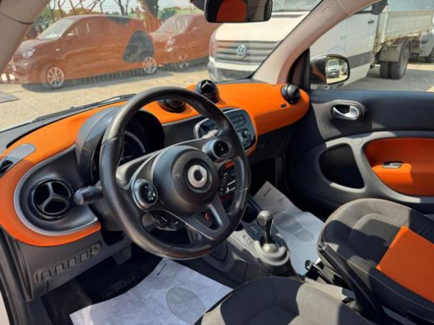 SMART ForTwo 1.0cc 71cv AUT. TETTO PANORAMICO CRUISE CONTROL rif. 23993152 - Foto 7
