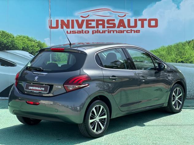 Peugeot 208 1.2 Puretech 82cv Allure 2016 - Foto 3