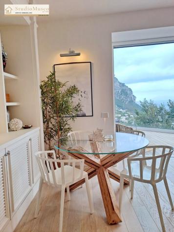 APPARTAMENTO di 3 vani e di 75 mq (CAPRI) rif. CVPZZ_1 - Foto 9